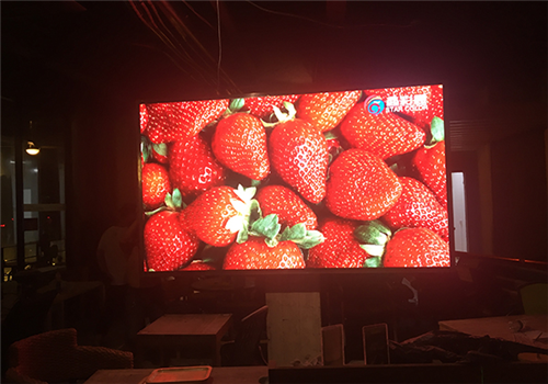 Shocking visual experience! The newly developed indoor LED display screen of viewpoint optoelectronics was successfully lit in Guangzhou